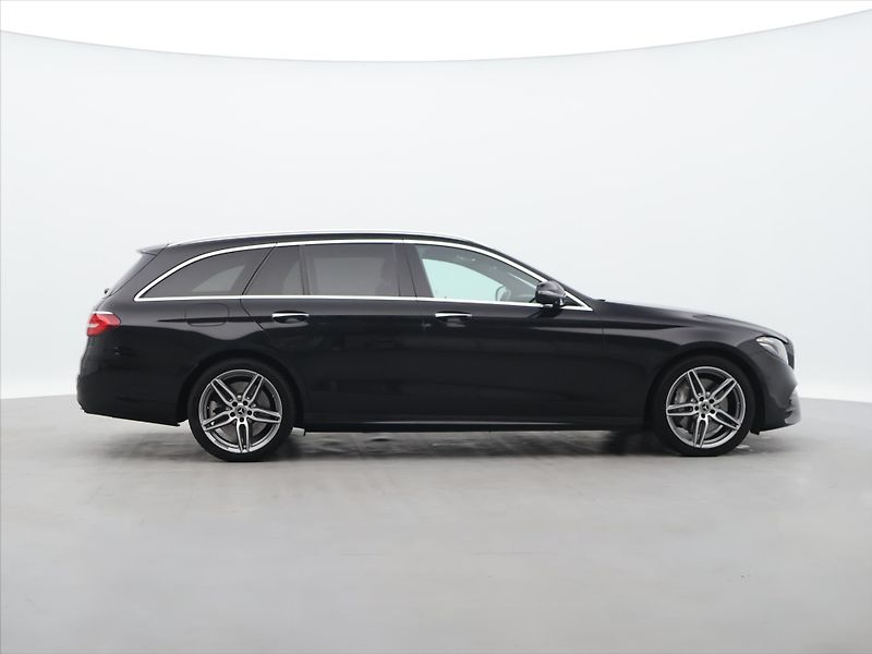 Mercedes-Benz Třídy E 3,0 450 270 kW 4Matic AMG CZ - fotka 8 z 28