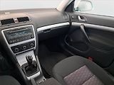 Škoda Octavia (2012) Ambition 1.2 TSI, Tempomat - náhled 8