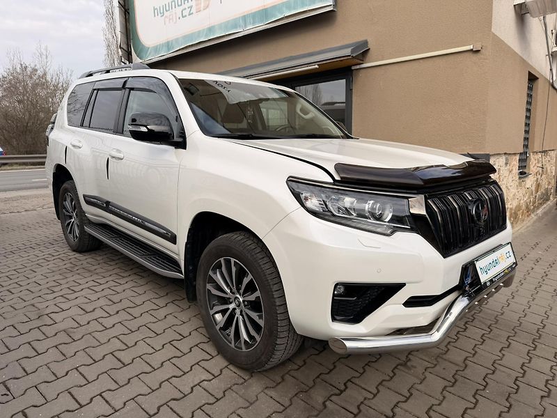 Toyota Land Cruiser 2.8-MAX.VÝBAVA-TAŽNÉ 3t-DPH - fotka 4 z 31