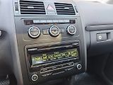 Volkswagen Touran (2013) 2.0 TDi Life 7 Míst Panorama - náhled 25