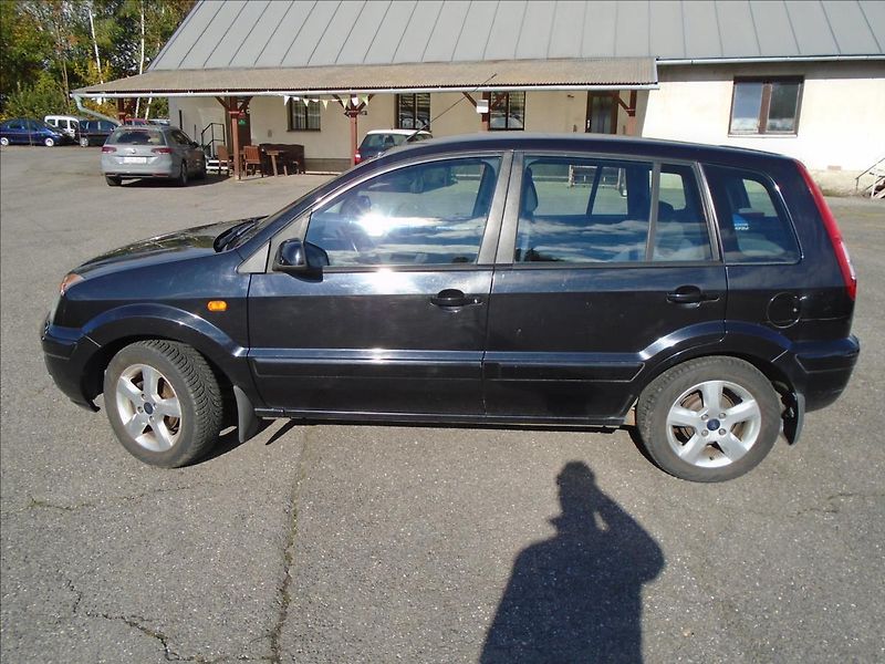 Ford Fusion 1,4 - fotka 5 z 21