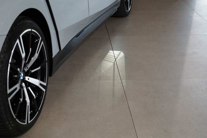 BMW Řada 5 540d xDrive, M Pro, Ventilace - fotka 10 z 46