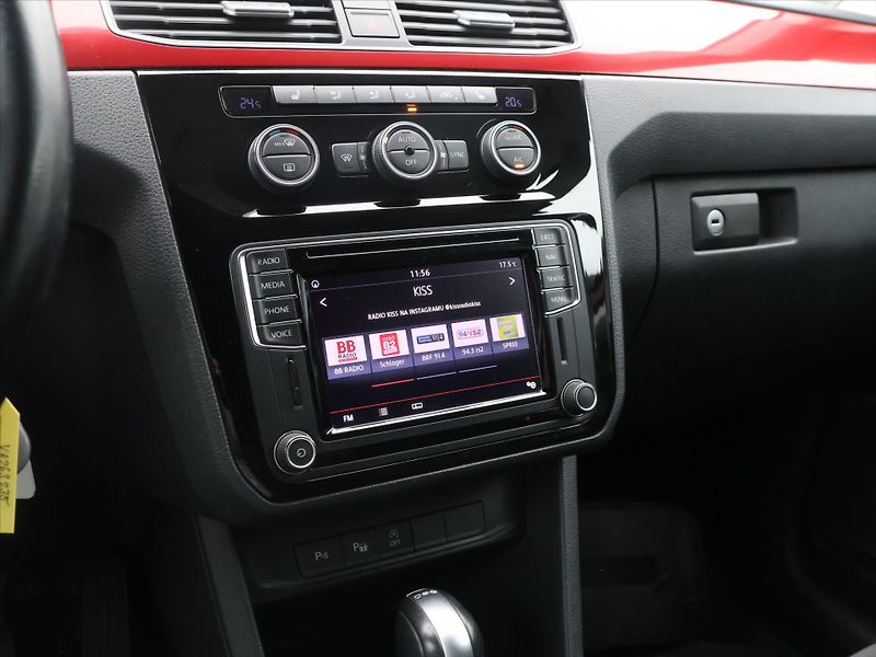 Volkswagen Caddy 2,0 TDI 110kW DSG Highline - fotka 20 z 31