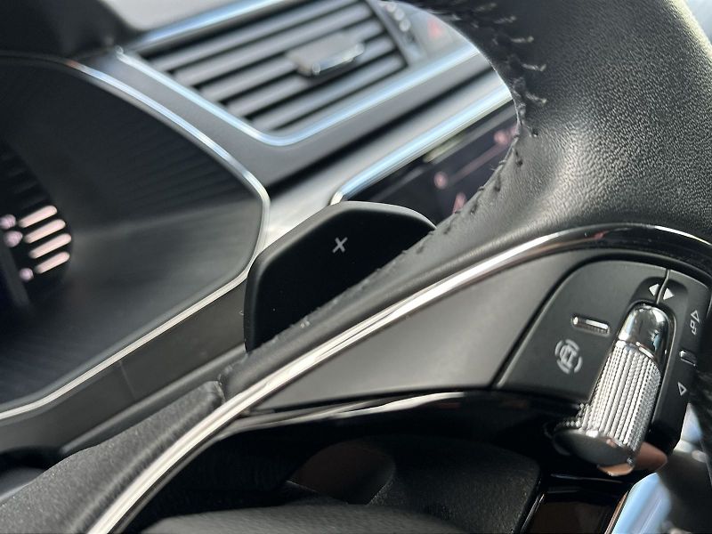 Škoda Superb (2023) Combi 2.0 TDI DSG Style - fotka 21 z 34