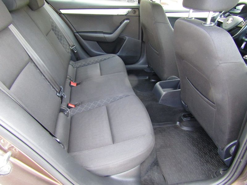 Škoda Octavia (2020) 1.6 TDI 85kW  TOP QUALITY - fotka 25 z 39