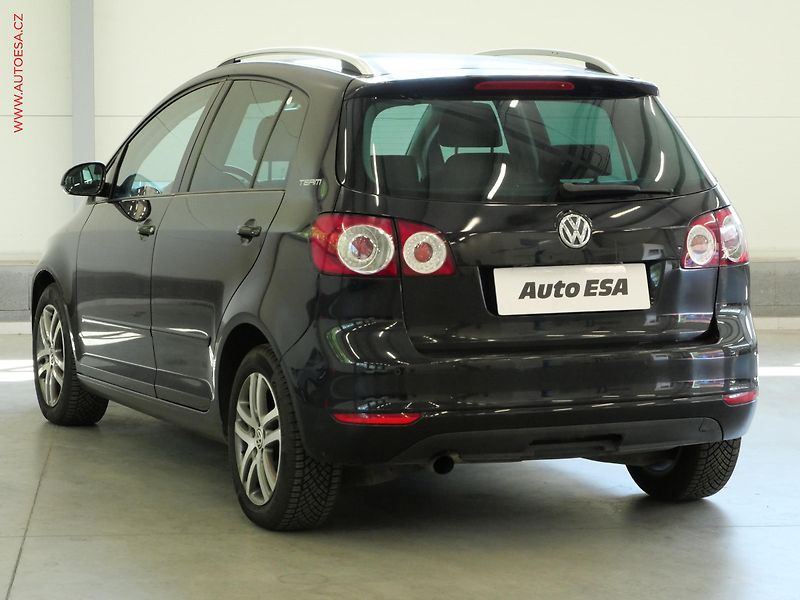 Volkswagen Golf Plus (2011) 1.6 TDI, Klima - fotka 6 z 23