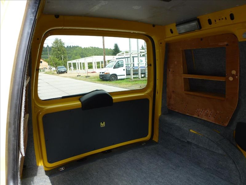 Volkswagen Caddy 2,0 TDI Nová spojka,Nové pneu - fotka 26 z 50