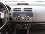 Suzuki Swift (2010) 1.3 i, Serv.kniha, nová STK - náhled 12