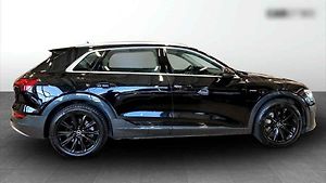 Největší meziroční pokles ceny z vozů vyrobených 2020–2024 zaznamenal model Audi e-tron.