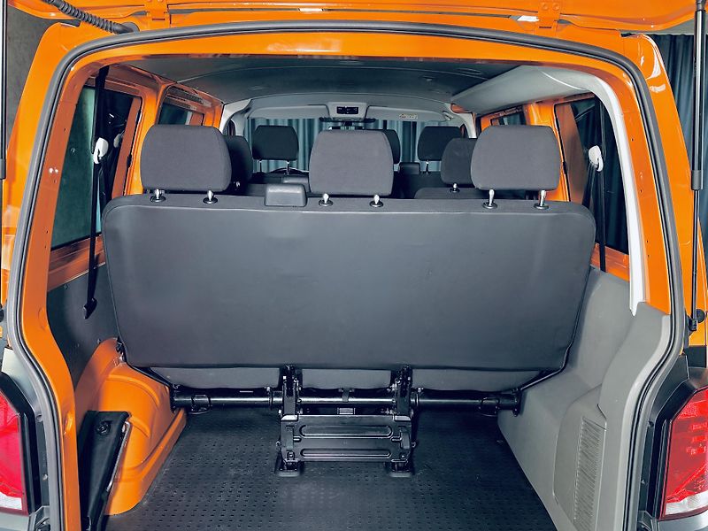Volkswagen Transporter (2023) - fotka 33 z 34