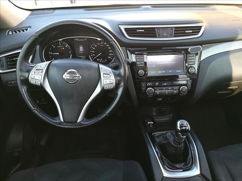 Nissan X-Trail 1,6 dCi 4x4 1.majitel - fotka 5 z 24