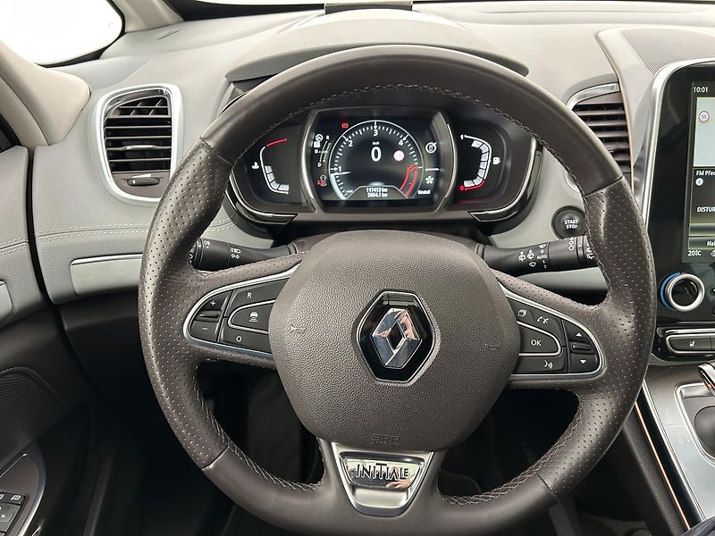 Renault Espace 1.6 dCi INITIALE PARIS - fotka 16 z 30
