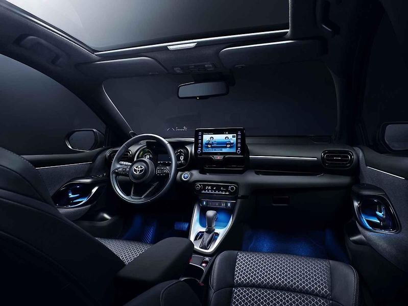 Toyotu Yaris jsme si prohlédli ve starém plynojemu v Amsterdamu.