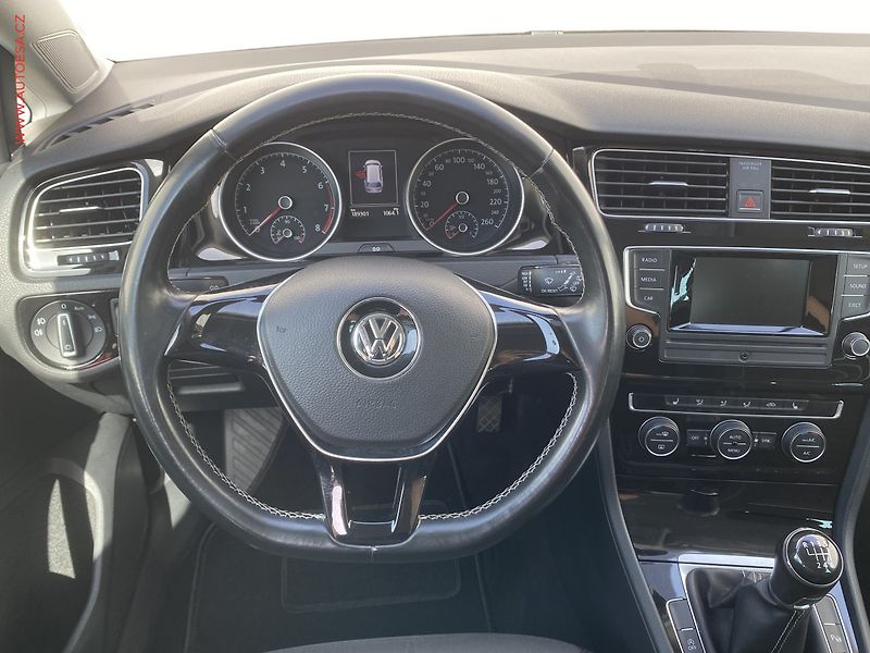 Volkswagen Golf (2015) 1.2 TSi, CUP, výhřev sed - fotka 11 z 17