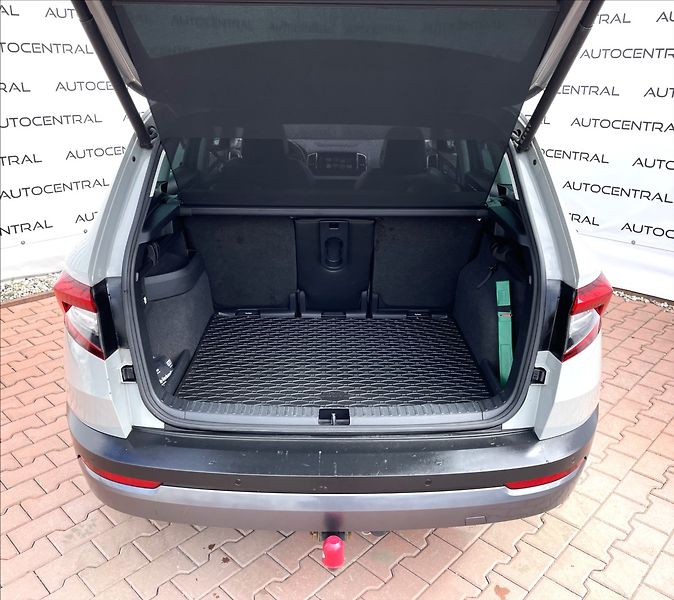 Škoda Karoq 2,0 2,0TDi,110kW,STYLE.,4x4,DS - fotka 11 z 35