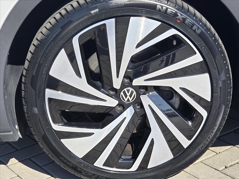 Volkswagen ID.4 GTX 220kW 4Mot. SOH 93% ČR 1.m - fotka 20 z 23