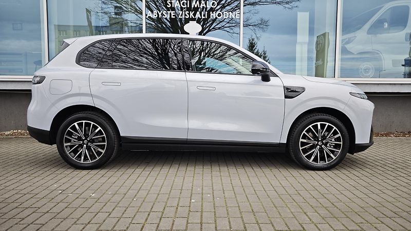 Leapmotor B10 (2026) Design 67kW EV - fotka 7 z 45