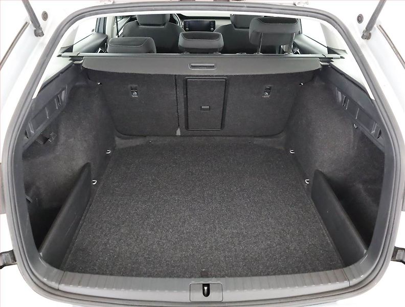 Škoda Octavia (2022) Ambition 2.0 TDI, ČR,1.maj - fotka 15 z 16