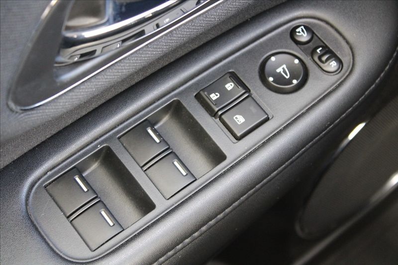 Honda HR-V 1,5 V-TEC  ČR,1.MAJ,ELEGANCE - fotka 20 z 28