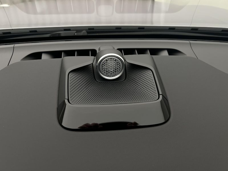 Volvo EX90 (2026) PURE TWIN PERFORMANCE ULTRA  - fotka 18 z 51