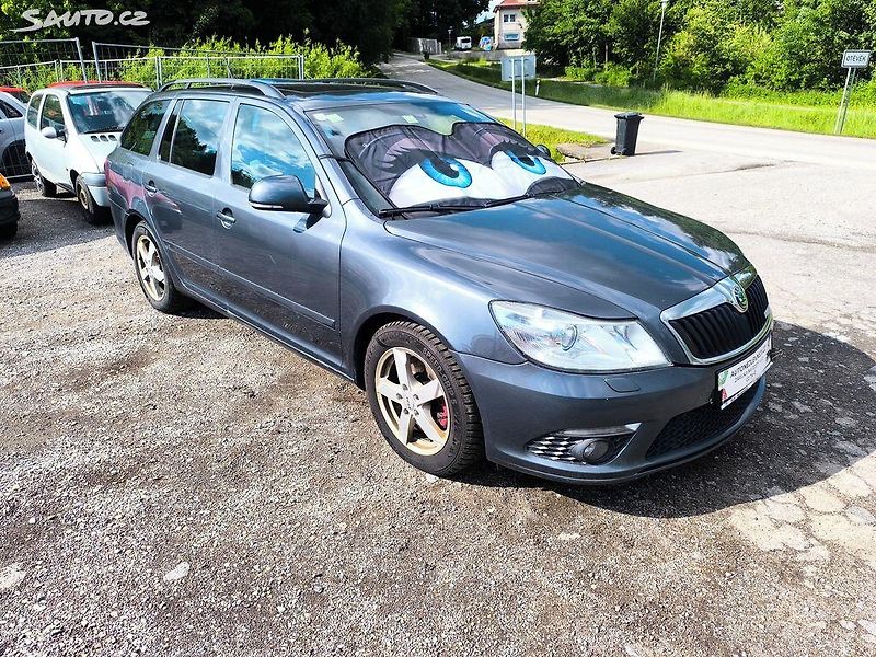 Škoda Octavia RS125KW,KRÁSNÁ,SERVISKA,185TKM - fotka 28 z 28