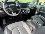 Chrysler Pacifica (2025) Voyager 3,6 RU Radar Nové 2025 - náhled 14