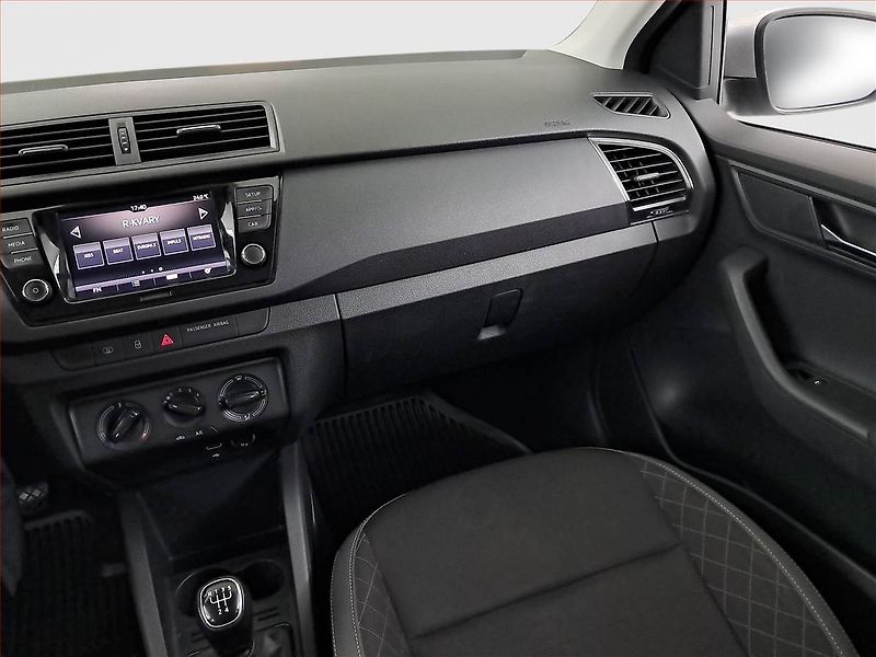 Škoda Fabia (2022) Ambition Plus 1.0 TSI - fotka 8 z 16