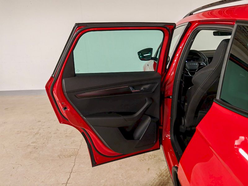 Škoda Karoq (2025) 2.0 TDI 110 kW DSG Sportline - fotka 23 z 30