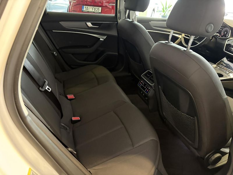 Audi A6 2.0TDi 120kW - fotka 17 z 23