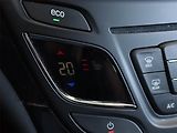 Peugeot 2008 (2021) Allure 1.2 PureTech, Automat - náhled 20