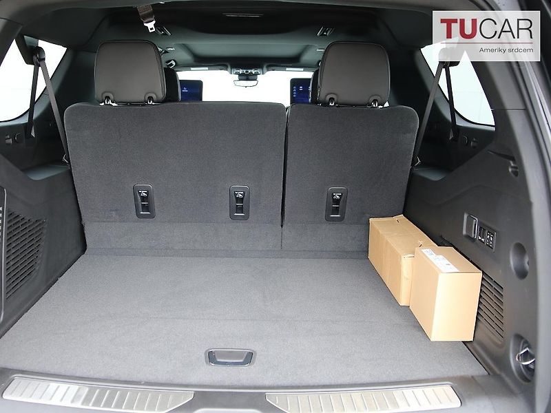 Chevrolet Suburban (2026) 6.2 V8 High Country  - fotka 40 z 51