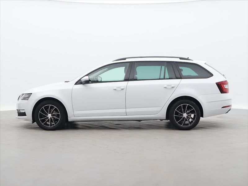Škoda Octavia 1,6 TDI Ambition LED Navi - fotka 4 z 30
