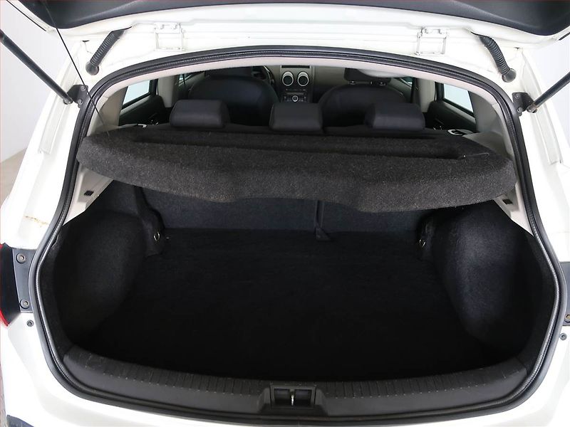 Nissan Qashqai (2008) 2.0 dCi, po STK, jezdí výborně - fotka 13 z 14