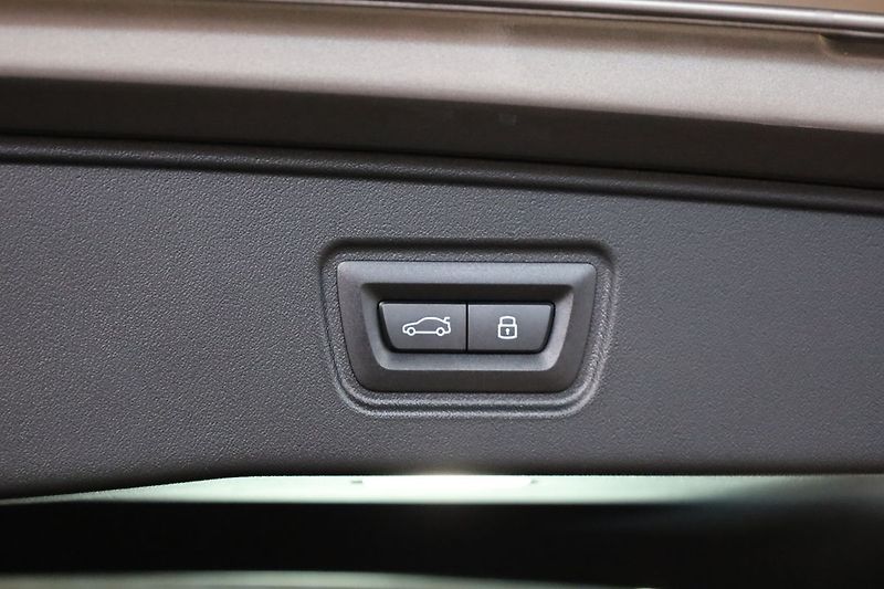 BMW Řada 5 540d xDrive, Bowers, Ventilace - fotka 7 z 34