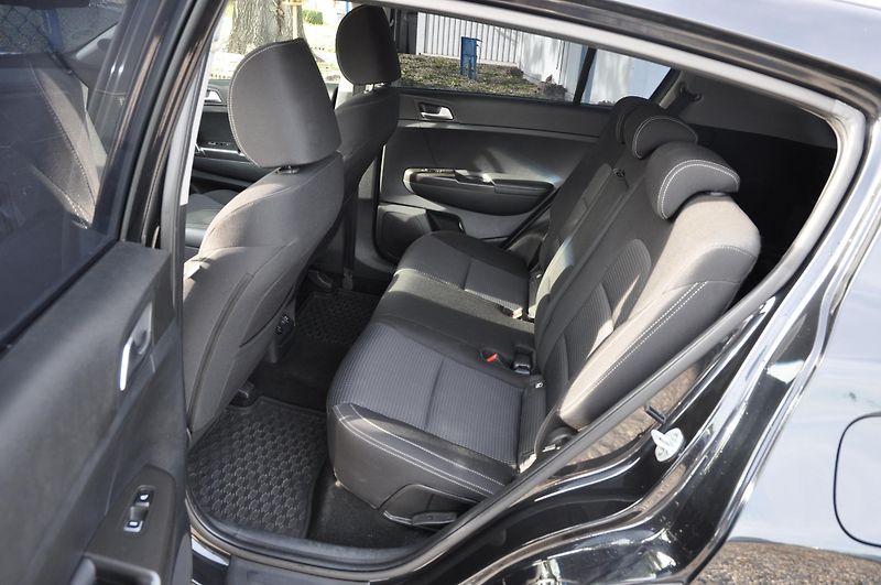 Kia Sportage 1.6CRDi 100kW Automat - fotka 7 z 23