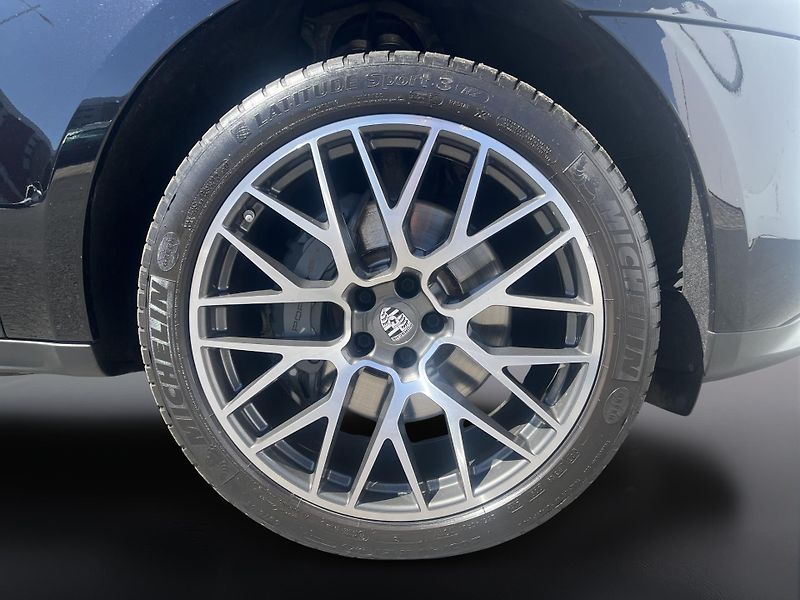 Porsche Macan S - fotka 12 z 28