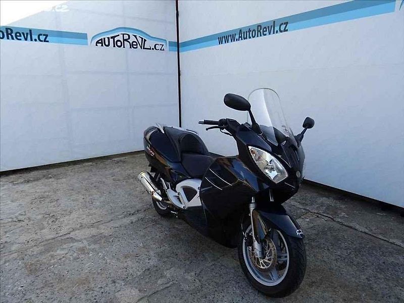 Honda SH 300i.