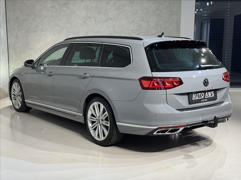 Volkswagen Passat 2,0 TDi  DSG R-Line LED Assist - fotka 10 z 44