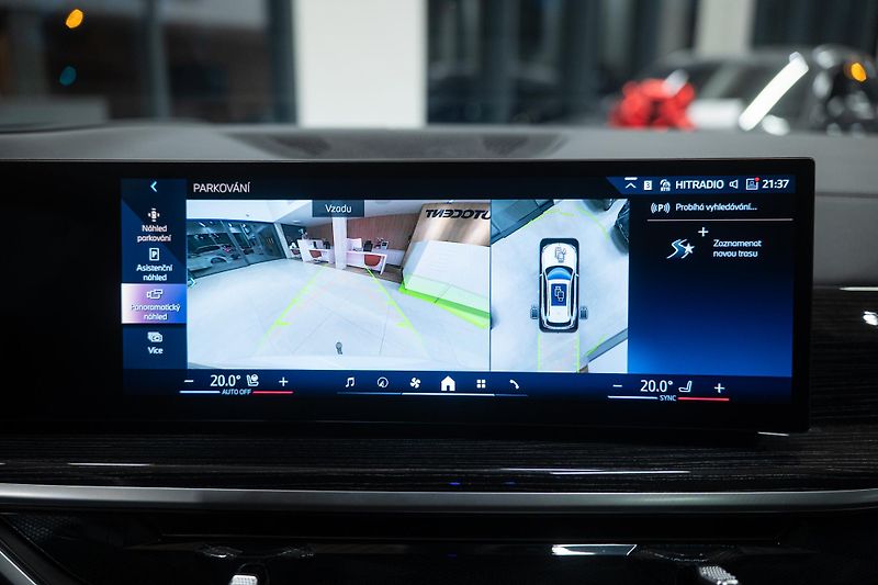 BMW X5 (2025) 30d 7MÍST VZDUCH MASÁŽ WEBASTO - fotka 10 z 19