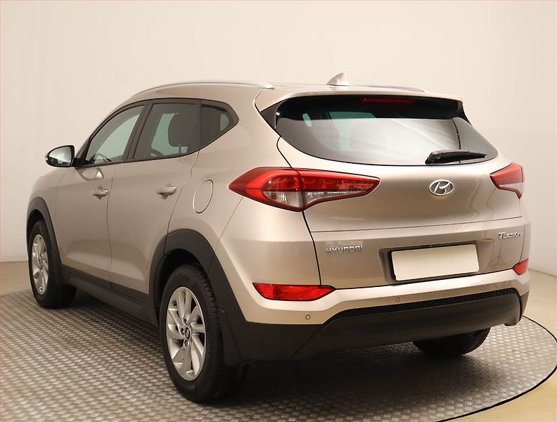 Hyundai Tucson (2016) 1.7 CRDi, Serv.kniha, Navi - fotka 4 z 18