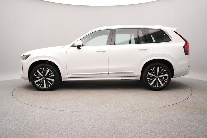 Volvo XC90 (2026) B5 AWD AUT CORE 7míst - fotka 5 z 17