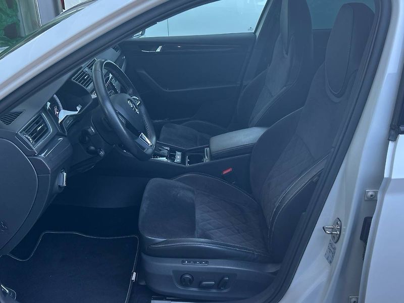 Škoda Superb (2016) kombi 2.0 TSI 6DSG 4x4 SportLi - fotka 10 z 35