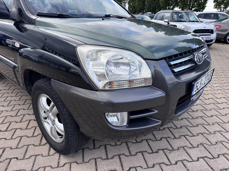 Kia Sportage (2004) 2,7i V6 129 KW AUTOMAT 4X4 - fotka 10 z 45