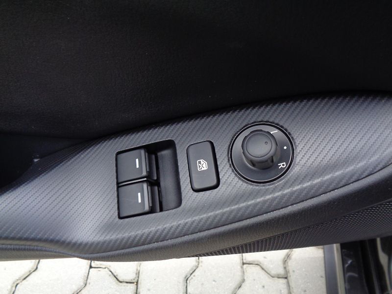 Mazda MX-5 1,5 132PS,Exc-line, PL.STŘECHA - fotka 18 z 36