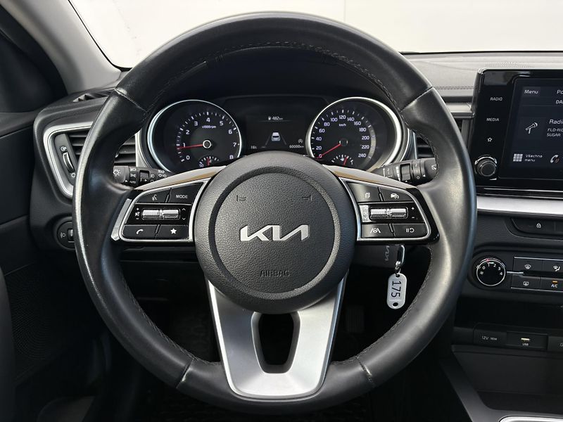 Kia Ceed 1.5 T-GDI 117kW FRESH - fotka 15 z 20