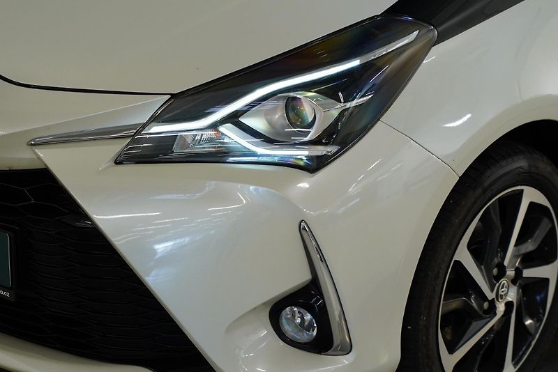 Toyota Yaris - fotka 9 z 27