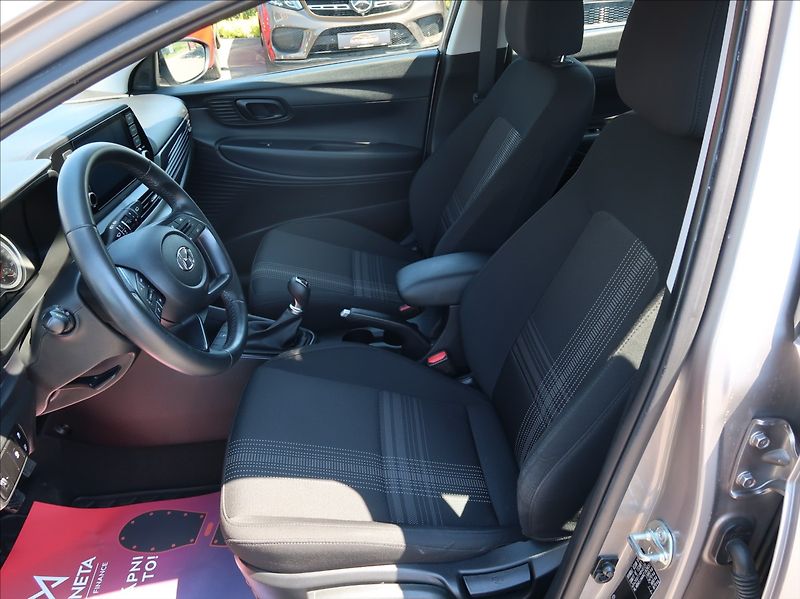 Hyundai i20 1,2 i,1majČR,tov.záruka,klima - fotka 12 z 28