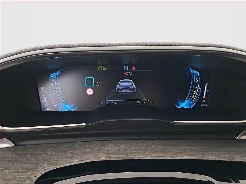 Peugeot 508 (2022) Hybrid 225 - fotka 11 z 20