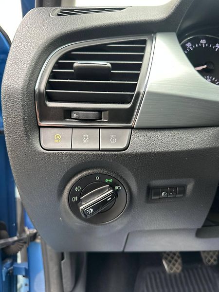 Škoda Fabia (2015) III HATCHBACK 1.0 MPI AMBIENTE - fotka 10 z 21