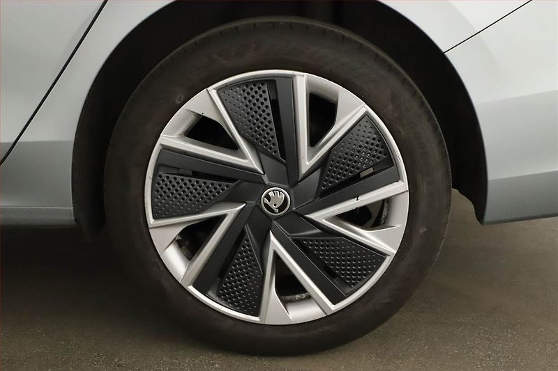 Škoda Superb (2024) 2.0 TDI, Selection - fotka 12 z 18
